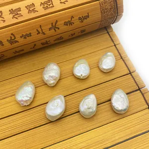 Perles d'eau douce baroques naturelles 9x12mm pour création bijoux sur bambou
