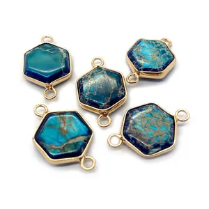 Lot de cinq connecteurs hexagonaux en pierre impériale et métal doré pour bijoux