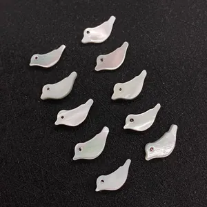 Set di 10 perline in madreperla a forma di uccello con lucentezza per gioielli fai-da-te