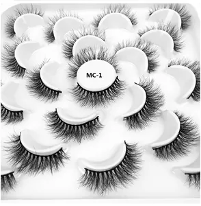 Makro-Detail von MC-1 8D Faux-Nerz-Wimpern mit dichtem mehrschichtigem Design
