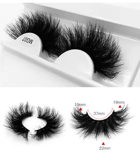 Detailansicht der 8D falschen Wimpern mit 19-22mm Länge und 37mm Breitenmessung
