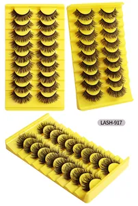 Detailaufnahme von 10 Paar voluminösen Faux-Mink-Wimpern mit mehrlagigem Schwung-Effekt