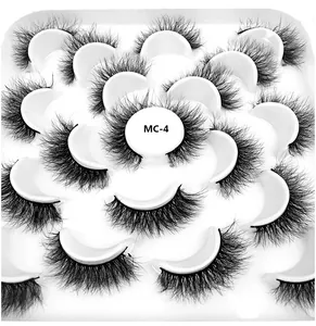 Makroaufnahme von 8D Nerzimitat Wimpern MC-4 mit dichtem und lockigem Volumen-Detail