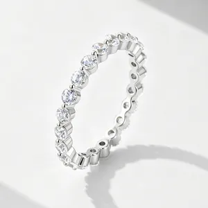 Eternity ring in S925 sterling silver with 2.5mm cubic zirconia stones in claw setting