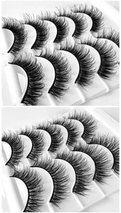 Vue détaillée des faux cils 8D denses en vison synthétique avec texture multicouche