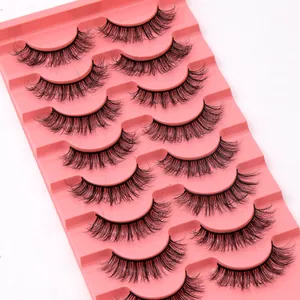 8 paires de faux cils volumineux et recourbés dans un plateau rose à étages