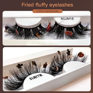 Faux cils d'Halloween faits main avec breloques citrouille et fantôme pour maquillage