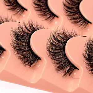 Lot de 8 paires de faux cils épais et recourbés en plateau rose pour un maquillage intense