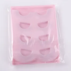 Rosa Display-Tablett für Wimpern mit 8 Aussparungen in transparenter Verpackung