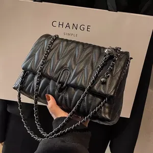 Women Quilted Chain Shoulder Bag PU Leather V-Stitch Flap Crossbody Bag With Metal Ball Decoration U-Shaped Lock Small Square Bag