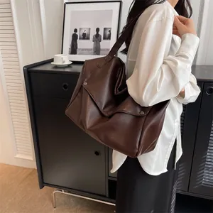 Women's Large Capacity PU Leather Tote Bag Solid Color Fashion Commuter Shoulder Bag With Zipper Closure Elegant Handbag