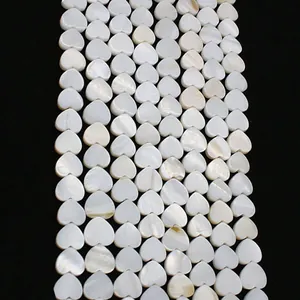Künstliche Perles en Vrac en Coquillage Naturel Forme Cœur Nacre Blanche Irisée pour Collier Bracelet DIY Accessoires de Fabrication de Bijoux Fait Main