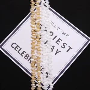 Perline di conchiglia naturale a goccia bianche e champagne per creazione di gioielli DIY
