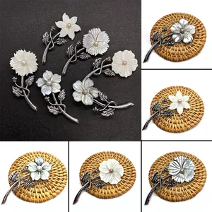 Retro Alloy Flower Brooch With Natural Sea Shell Petals Pearl Vintage Silver Plated Floral Pins For Wedding Women Jewelry