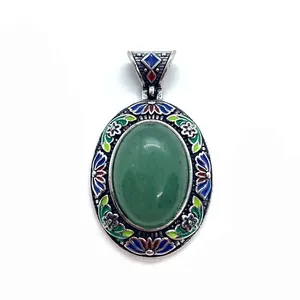 Pendente vintage ovale in cloisonné con pietra naturale verde e smalto floreale