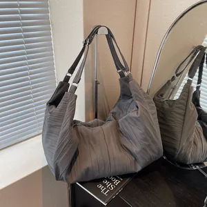 Women Pleated Large Capacity Shoulder Bag Polyester Fabric Minimalist Urban Casual Crossbody Bag With Adjustable Straps