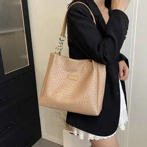 Minimalist beige woven tote bag with chain strap and large capacity for women