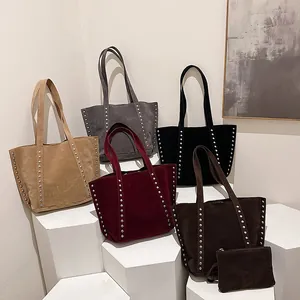 Μινιμαλιστικές τσάντες bucket από σουέτ σε χακί, γκρι, μαύρο, μπορντό και καφέ χρώμα