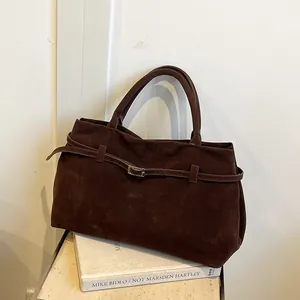 Γυναικεία Vintage Τσάντα Tote από Σουέτ Μεγάλη Χωρητικότητα Με Διακοσμητική Ζώνη Ασημένια Αγκράφα Τσάντα Ώμου