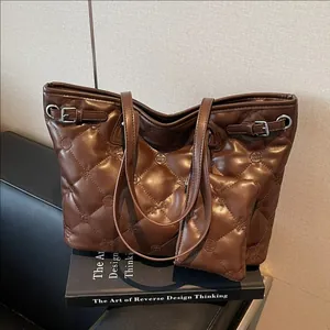 Γυναικεία Τσάντα Tote με Διαμαντένια Ραφή Λουλουδάτο Κέντημα PU Δέρμα Μεγάλη Χωρητικότητα Τσάντα Ώμου Αστική Handbag