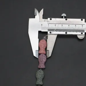 Macro di perle in pietra lavica a forma di pesce da 9mm per creazione gioielli DIY