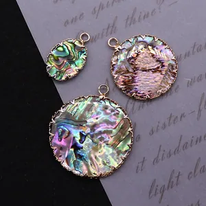 Anhänger aus natürlicher Abalone-Muschel in runder und ovaler Form mit vergoldetem Rand