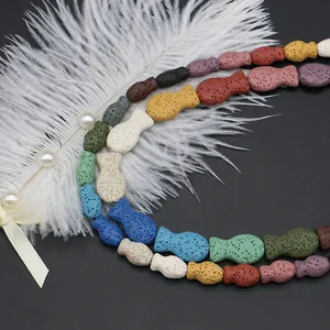 Perle in pietra lavica a forma di pesce colorate per gioielli fai-da-te e aromaterapia