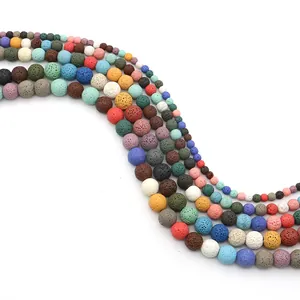 Perline colorate in pietra lavica con trama porosa per gioielli fai da te e oli