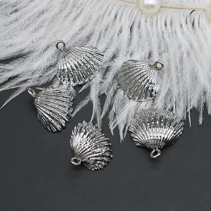 Pendentifs coquilles de mer argentés pour la création de bijoux DIY avec texture réaliste