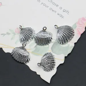 Lot de 5 pendentifs coquillages argentés pour la création de bijoux DIY collier