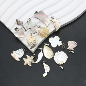 Pendentifs en nacre naturelle en forme de feuille et lune pour création de bijoux
