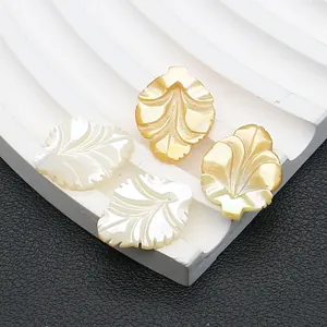 Perles en nacre naturelle sculptées en forme de feuilles pour la création de bijoux