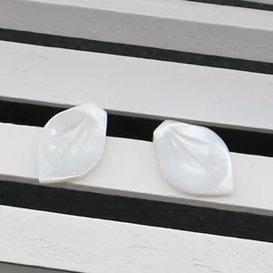 Perles de fleurs en nacre blanche naturelle pour bijoux DIY avec éclat perlé