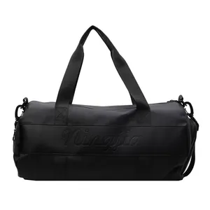 Borsa sportiva nera opaca di grande capacità con tessuto impermeabile e manici