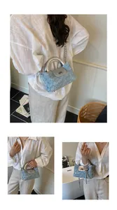 Drei Ansichten einer hellblauen Stepp-Eimertasche mit Silbergriff und Kettenriemen