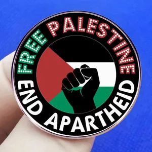 Rundes Free Palestine Metall-Anstecknadel-Abzeichen mit Flaggenfarben und Faust-Symbol