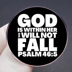 Pin de esmalte Salmo 46:5 Dios está en ella ella no caerá accesorio redondo negro