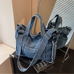 Fashion Women Denim Tote Bag Large Capacity Shoulder Bag With Frayed Edge Vintage Washed Jeans Crossbody Handbag For Daily Travel
