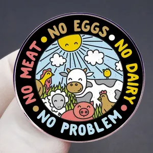 Spilla vegana con animali e slogan No Meat No Eggs No Dairy No Problem in metallo