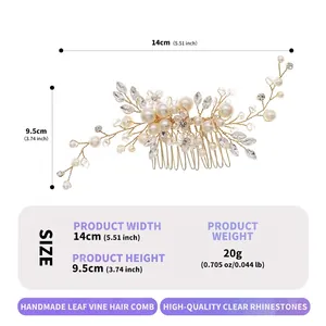 Handmade bridal hair comb with pearls and crystals, size 14x9.5cm and 20g weight