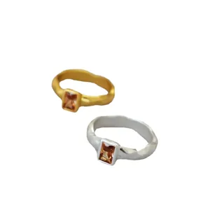 Vintage hammered texture rings with amber crystal stones in gold and silver finish