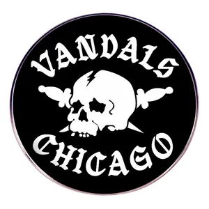 Gothic Skull And Dagger Round Metal Brooch Vandals Chicago Biker Badge For Clothes Bags Hats Biker Club Accessory Unisex