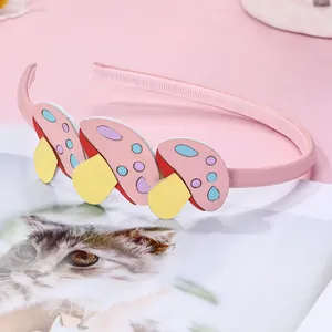 Serre-tête rose pour enfants avec décorations de champignons et design antidérapant doux