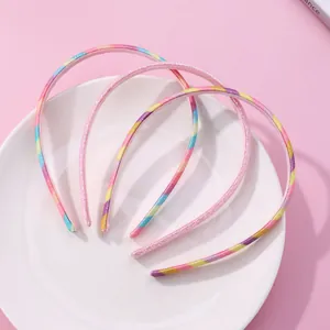 Lot de quatre serre-têtes pailletés colorés pour filles avec finition arc-en-ciel