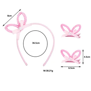 Détail du serre-tête oreilles de lapin pailleté rose et pinces à nœud avec mesures