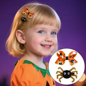 Details von Halloween-Haarklammern mit Fledermausschleife und Glitzerspinne für Kinder