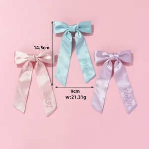 Lot de 3 barrettes à nœuds en satin avec broderie BEST FRIEND FOREVER en rose et bleu pastel