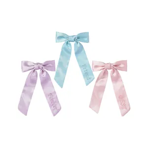 Lot de trois pinces à cheveux nśud en satin avec broderie Forever Friend Best