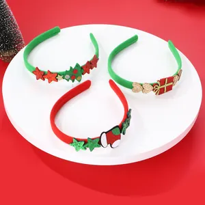 Set di tre cerchietti natalizi festivi con alberi glitterati e scatole regalo