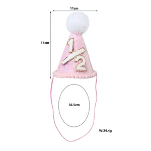 Rosa Glitzer-Partyhut zum halben Geburtstag mit 11 cm Durchmesser und 14 cm Höhe